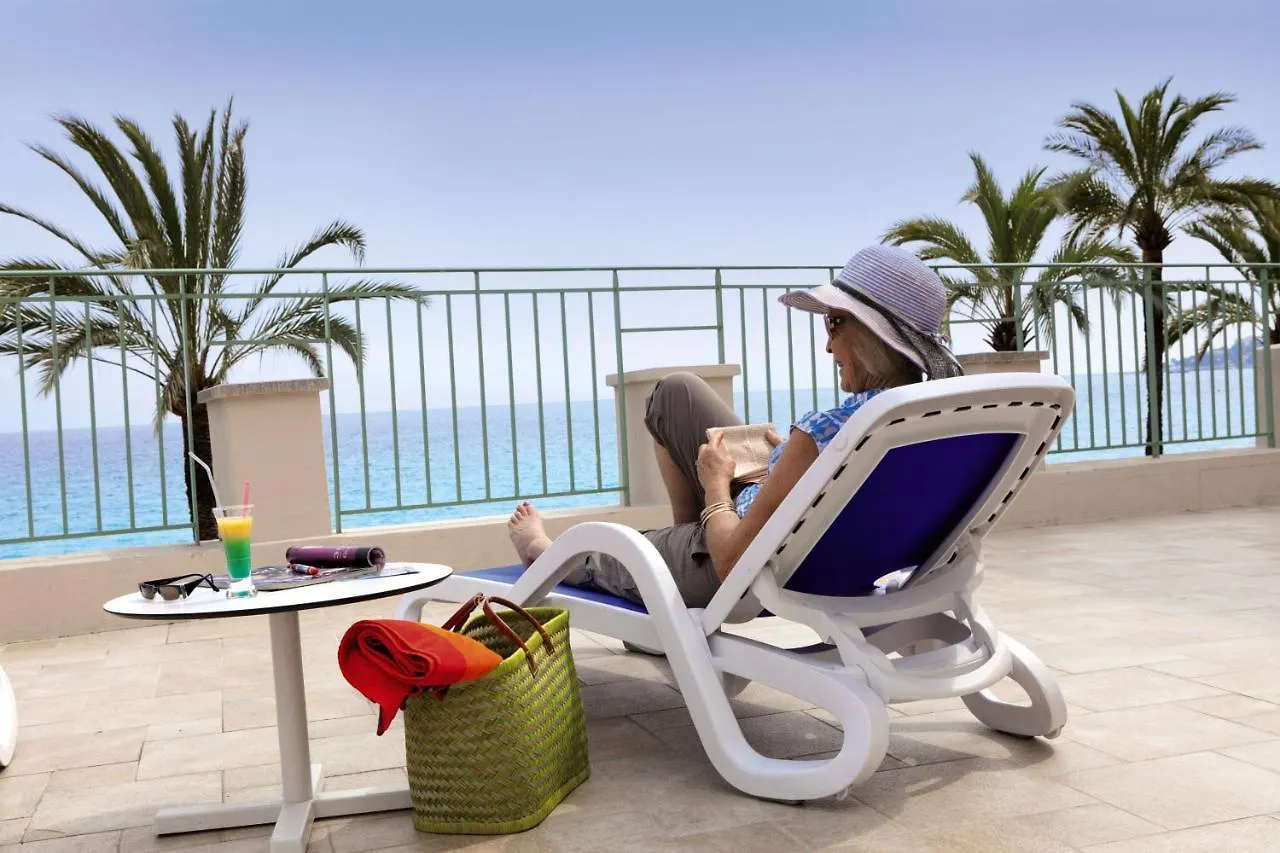Hotel Vendome Menton - Reouverture France