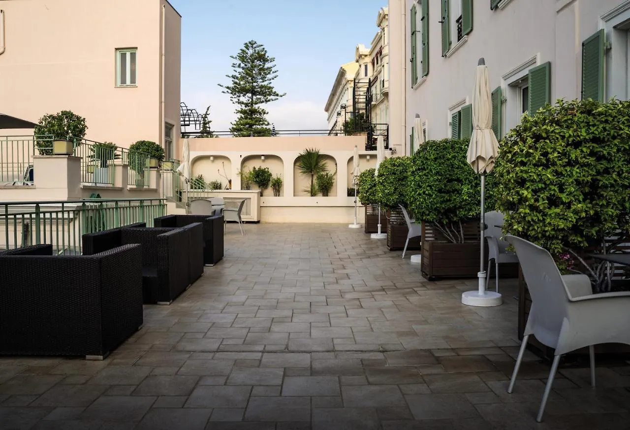 Hotel Vendome Menton - Reouverture 3*,  France