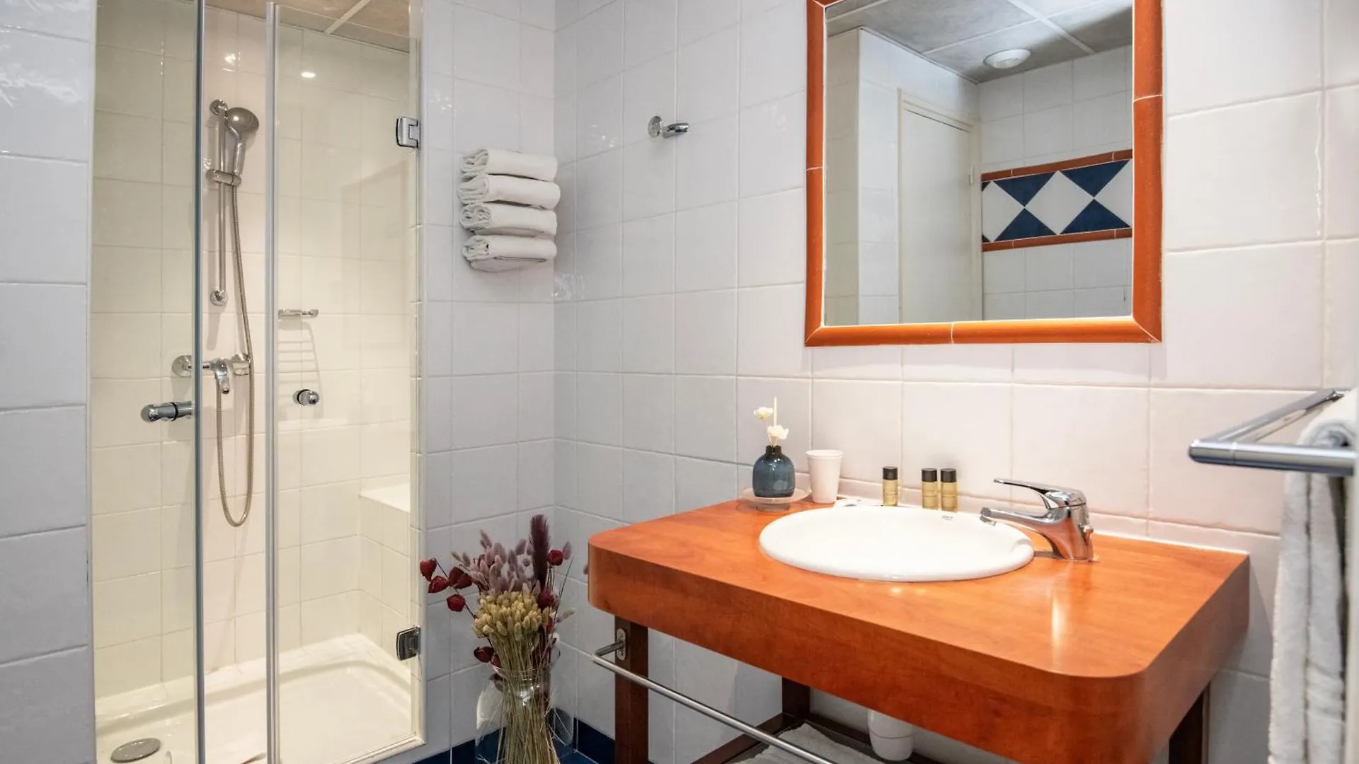 Hotel Vendome Menton - Reouverture 3*,
