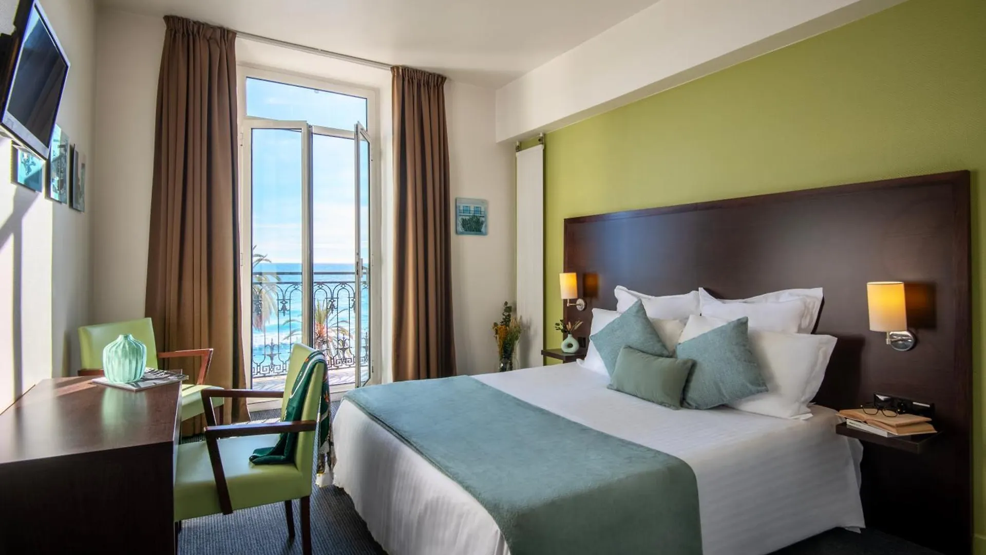 Hotel Vendome Menton - Reouverture 3*,  France