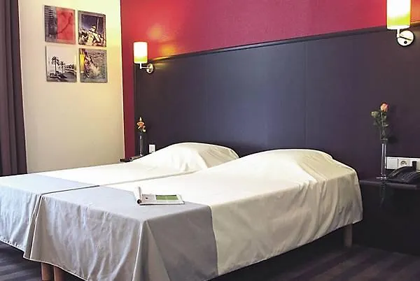Hotel Vendome Menton - Reouverture 3*,